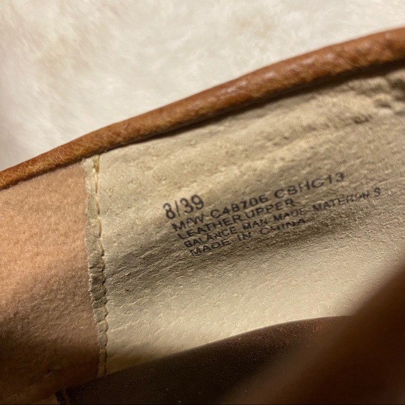 Born Leather Heeled Booties size 8 - Picture 4 of 4